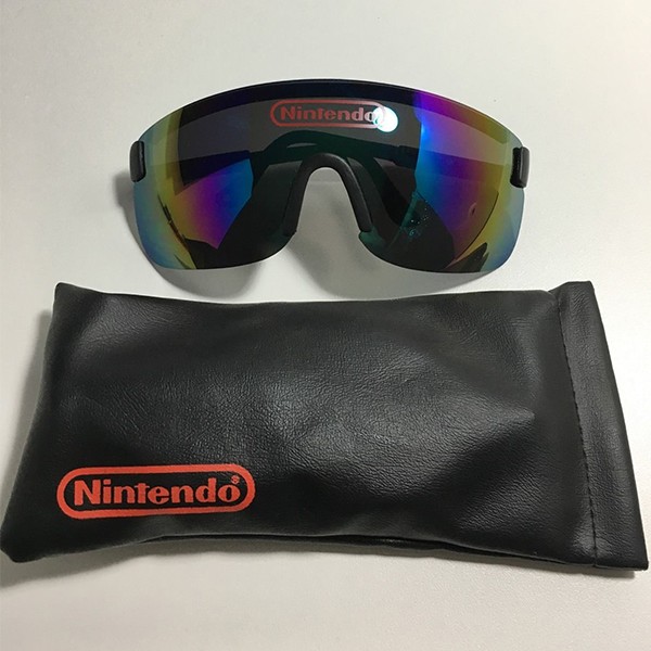 Black mirrored sunglasses with the Nintendo Logo on it