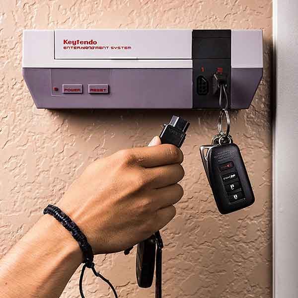 Looks like a NES console, but is a keyholder!